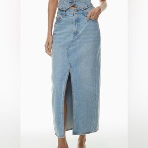 Aritzia Denim Forum Light Blue Denim Midi Skirt with Front Slit Sz 00 cowgirl